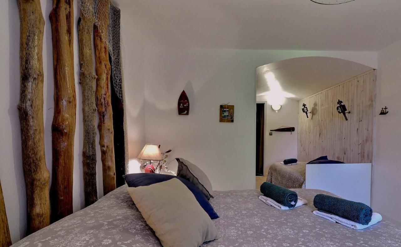 Chambres D'Hotes Les Fleurettes En Baie Du Mont Saint Michel Esterno foto