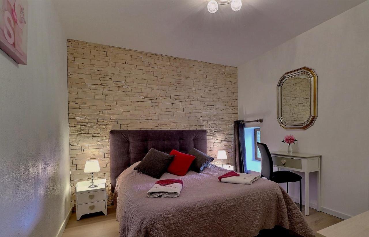 Chambres D'Hotes Les Fleurettes En Baie Du Mont Saint Michel Esterno foto