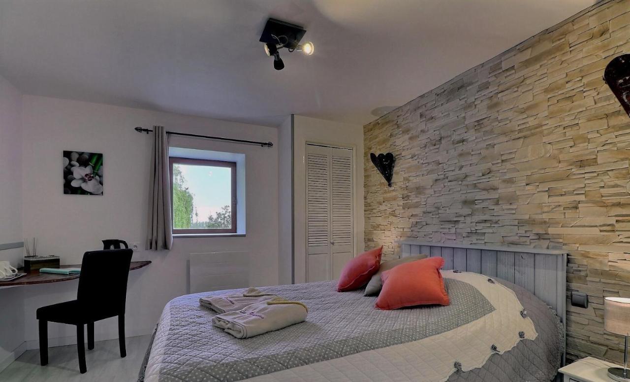 Chambres D'Hotes Les Fleurettes En Baie Du Mont Saint Michel Esterno foto