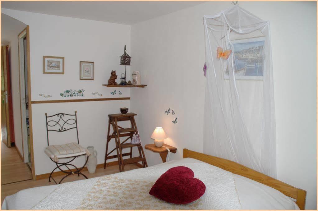Chambres D'Hotes Les Fleurettes En Baie Du Mont Saint Michel Esterno foto